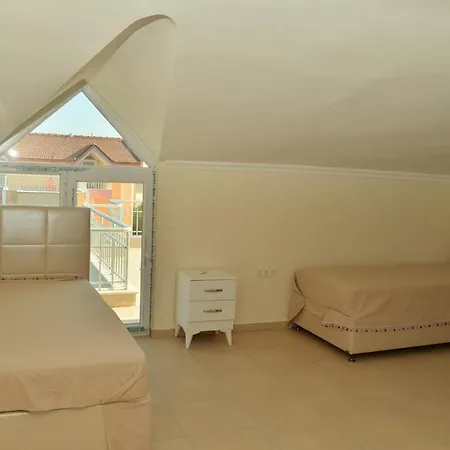 Elmas Villam Villa *